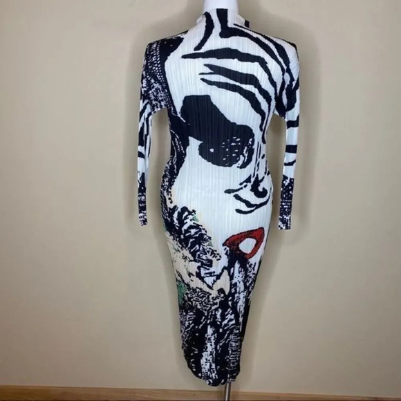 Women pleated colorblock dress NWOT - Picture 4 of 8